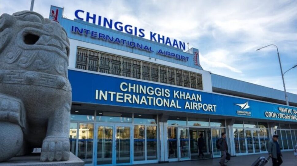 ボヤントオハー空港