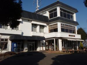 栃木県のロケ施設、織姫公園レストラン棟（旧：お休み処 織姫）。風早と爽子が立ち寄った売店